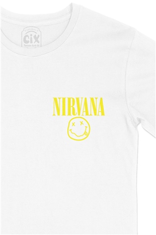 Nirvana Sarı Tasarım Cep Logo Tasarımlı Beyaz Tişört
