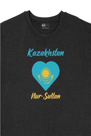 Nur Sultan Kazakistan Bayraklı Kalpli Siyah Sweatshirt
