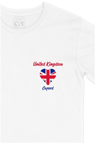 Oxford İngiltere Bayraklı Kalpli Cep Logo Tasarımlı Beyaz Tişört