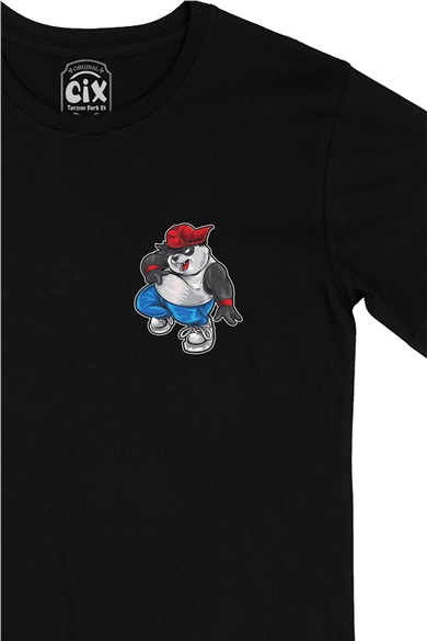 Oynayan Panda Cep Logo Tasarımlı Siyah Tişört