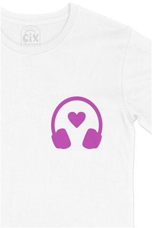 Pembe Müzik Aşkı Cep Logo Tasarımlı Beyaz Tişört