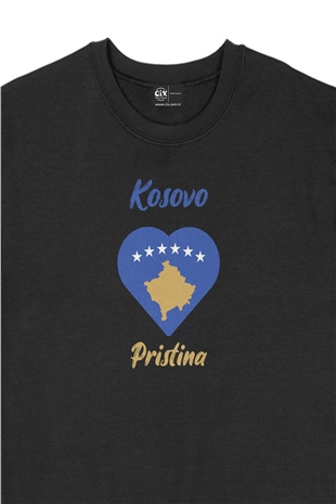 Piriştine Kosova Bayraklı Kalpli Siyah Sweatshirt