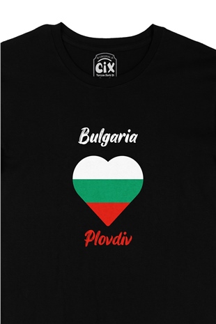 Plovdiv Bulgaristan Bayraklı Kalpli Siyah Tişört