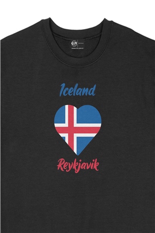 Reykjavik İzlanda Bayraklı Kalpli Siyah Sweatshirt