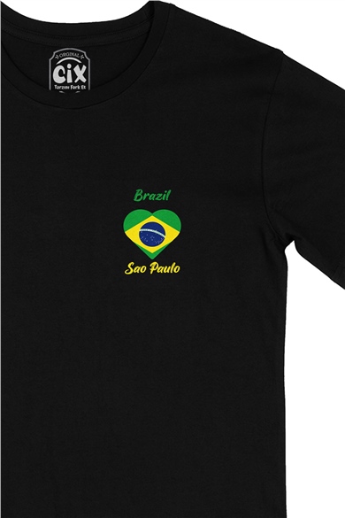 Sao Paulo Brezilya Bayraklı Kalpli Cep Logo Tasarımlı Siyah Tişört