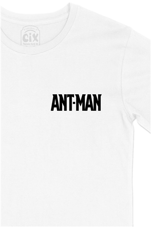 Siyah Ant Man Logolu Cep Logo Tasarımlı Beyaz Tişört