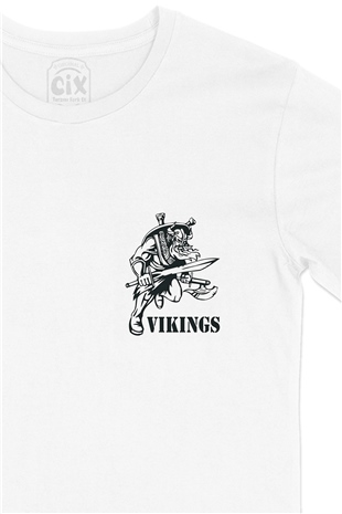Siyah Vikings Cep Logo Tasarımlı Beyaz Tişört