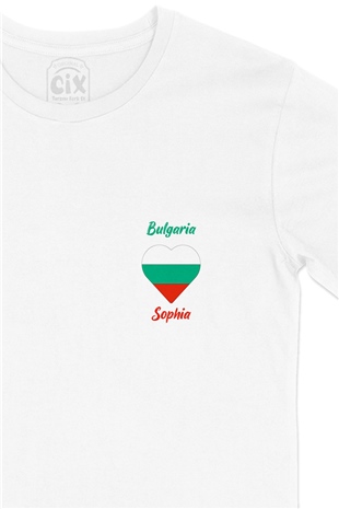 Sofya Bulgaristan Bayraklı Kalpli Cep Logo Tasarımlı Beyaz Tişört