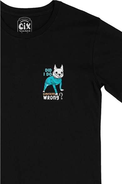 Something Wrong Dog Cep Logo Tasarımlı Siyah Tişört