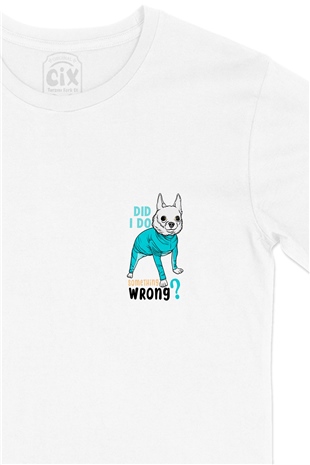Something Wrong Dog Cep Logo Tasarımlı Beyaz Tişört