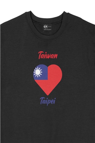 Taipei Tayvan Bayraklı Kalpli Siyah Sweatshirt
