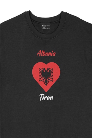 Tiran Arnavutluk Bayraklı Kalpli Siyah Sweatshirt