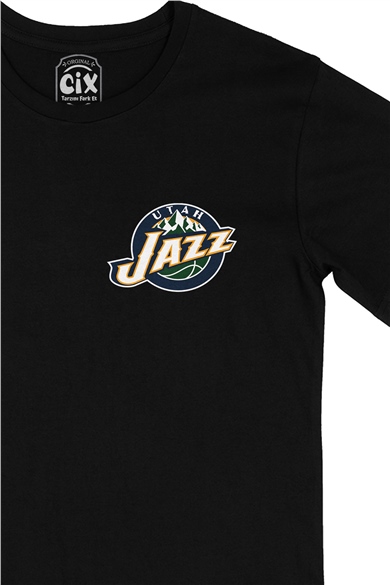 Utah Jazz Cep Logo Tasarımlı Siyah Tişört