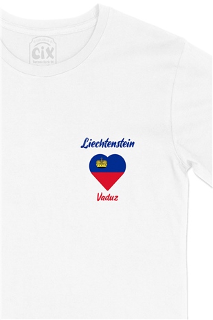Vaduz Lihteştayn Bayraklı Kalpli Cep Logo Tasarımlı Beyaz Tişört