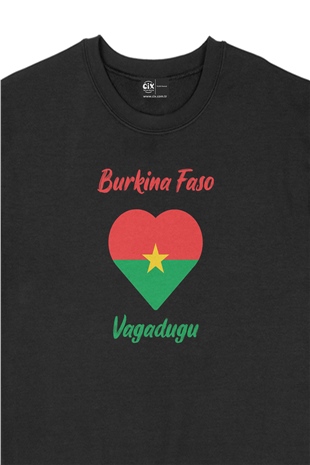 Vagadugu Burkina Faso Bayraklı Kalpli Siyah Sweatshirt