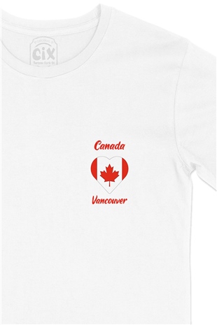 Vancouver Canada Bayraklı Kalpli Cep Logo Tasarımlı Beyaz Tişört