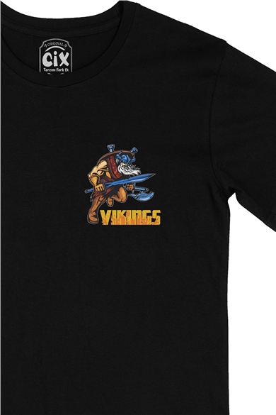 Vikings Kılınç ve Balta Cep Logo Tasarımlı Siyah Tişört