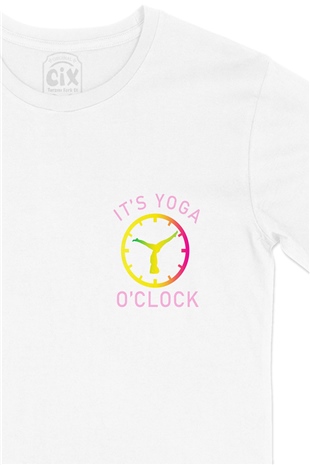 Yoga Zamanı Cep Logo Tasarımlı Beyaz Tişört