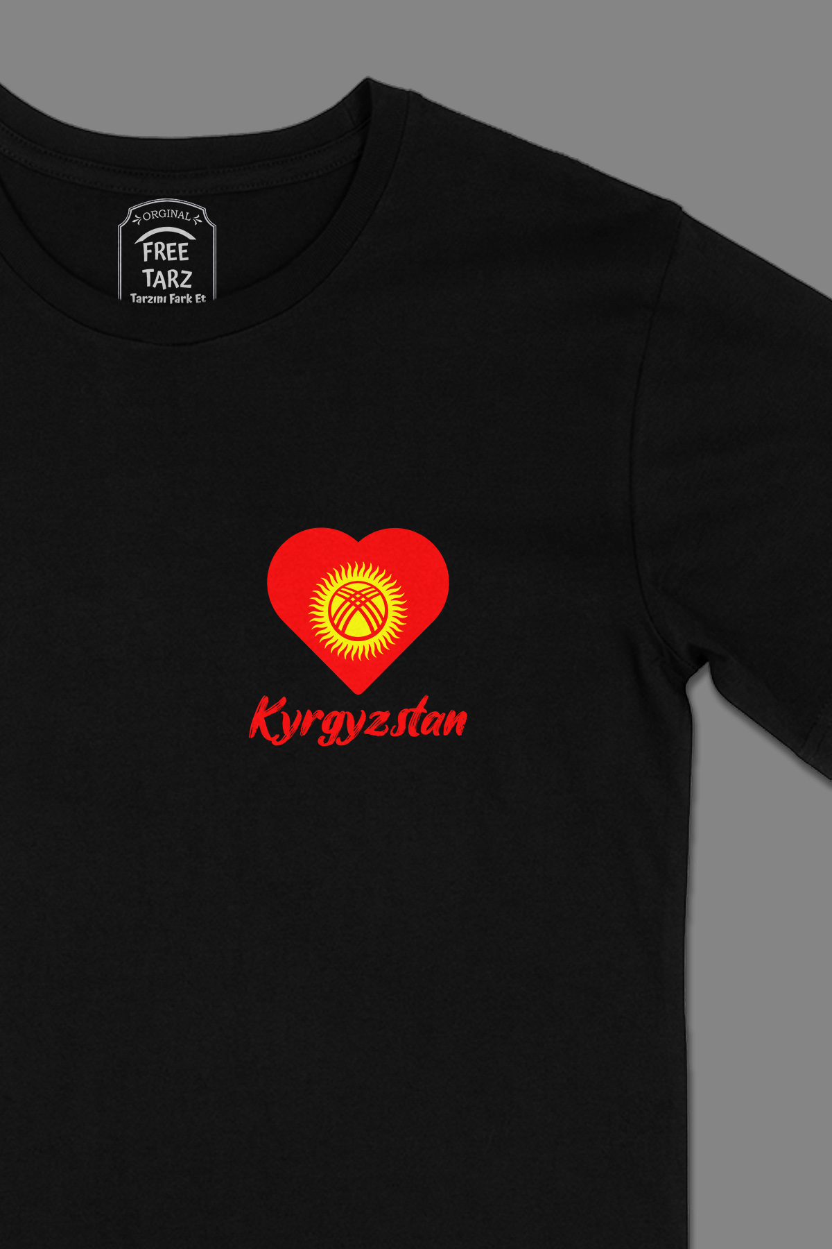 Kırgızistan Baskılı Cep Tasarım Siyah Tişört Kırgızistan Baskılı Cep Tasarım Siyah Tişört - Ücretsiz Kargo