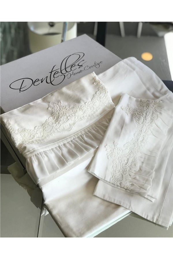 Özel Seri Etekli Dntlli Bebek Nevrsim Takımı
