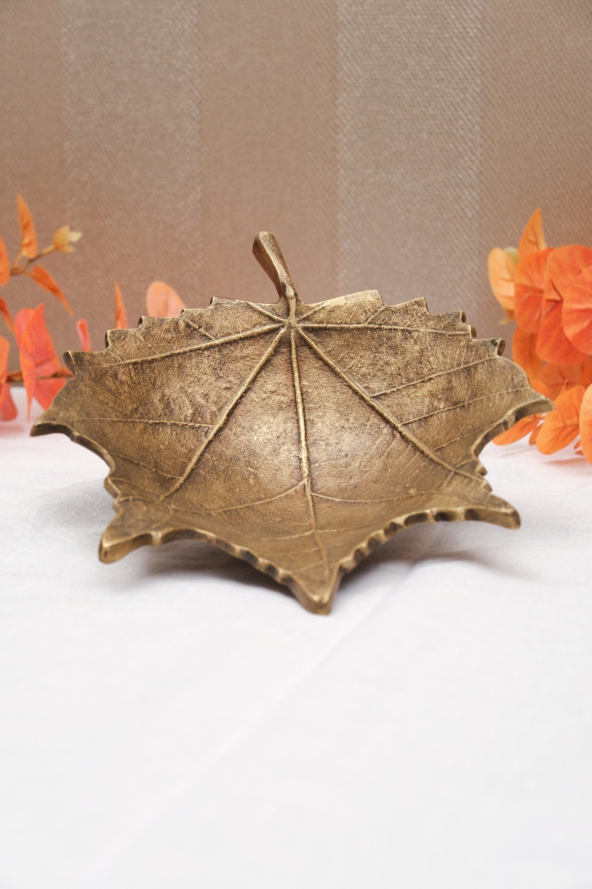 Çınar Yaprağı Büyük