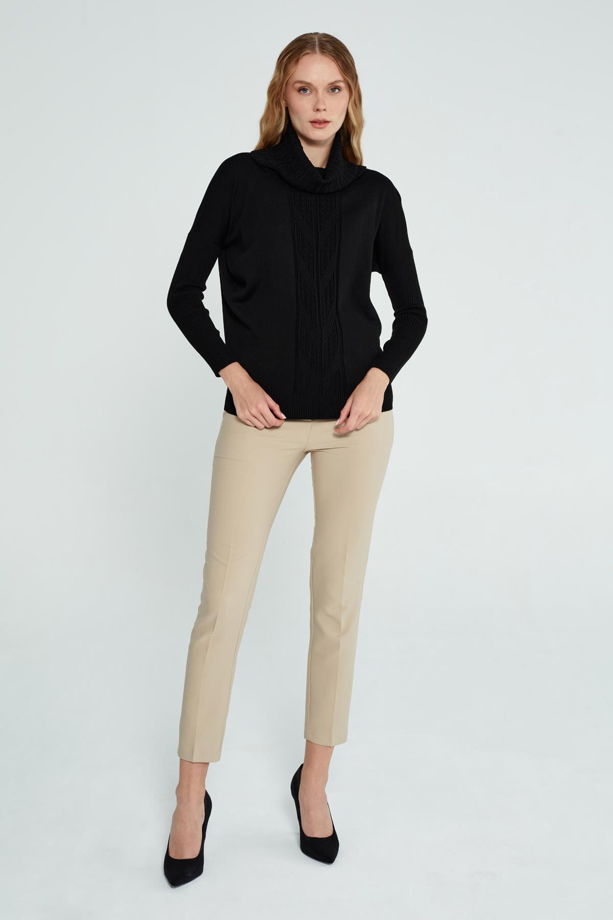 DEGAJE YAKA OVERSİZE SİYAH BAYAN KAZAK