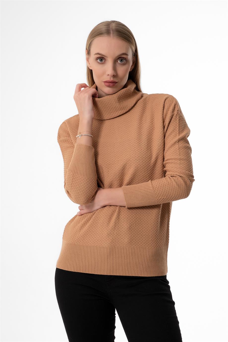 DEGAJE YAKA T KOL KARAMEL BASİC BAYAN KAZAK 