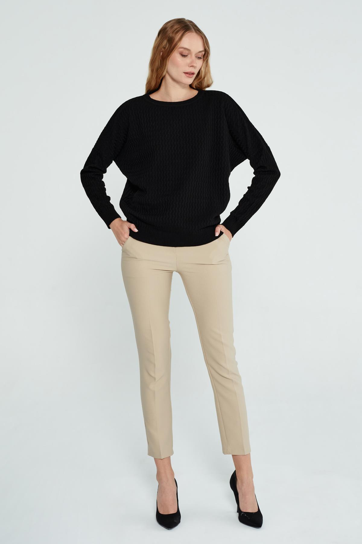 KAYIK YAKA OVERSİZE SİYAH BAYAN KAZAK 