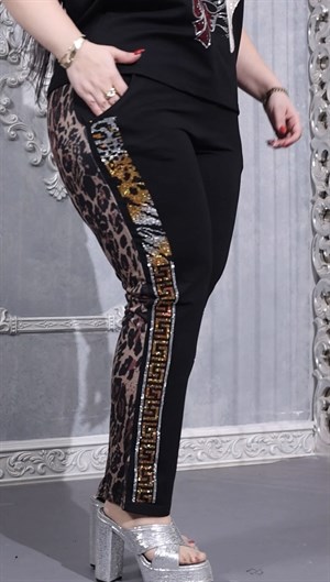 Güllü Crystal Taşlı Takım - SİYAH