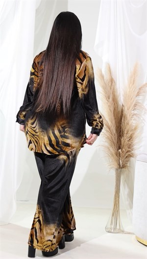 Güllü Kadife Crystal Taşlı Gömlekli Takım - SİYAH