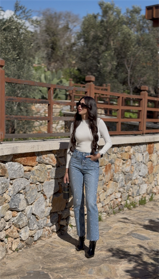 Aleysia Lightblue Çapraz Taşlı Lightblue Yıkama Jean