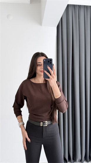 Avena Oysh Modal Kayık Yaka Likralı Bluz Kahve