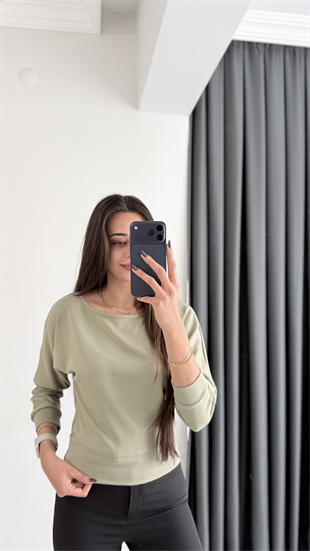 Avena Oysh Modal Kayık Yaka Likralı Bluz Yeşil