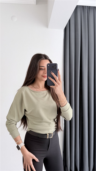 Avena Oysh Modal Kayık Yaka Likralı Bluz Yeşil