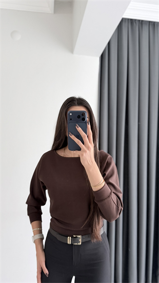 Avena Oysh Modal Kayık Yaka Likralı Bluz Kahve