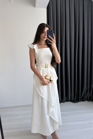 Diana Gold Kemer Detaylı Volanlı Beyaz Elbise