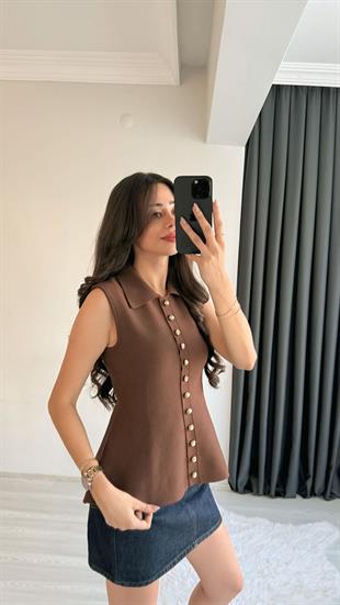 Fiana Kahve Gold Düğmeli Yakalı Yelek