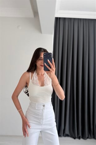 Kindy Beyaz Dantel Detaylı Bodysuit