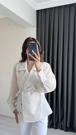 Kylie Premium Seri Vatkalı Kruvaze Tensel Bluz Ekru Çizgili