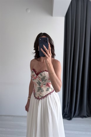 Labella Çiçekli Kırmızı Dantelli Korse 