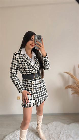 Lana Püsküllü Kemerli Ekose Ceket Elbise