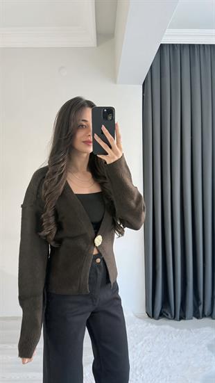 Liente Gold Düğme Detaylı Acı Kahve Hırka 