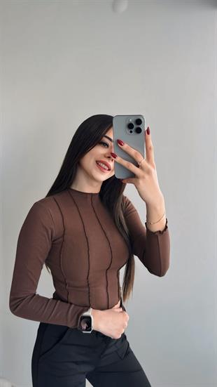 Mago Önü Dikişli AcıKahve Bluz