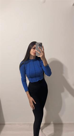 Mago Önü Dikişli Saks Bluz