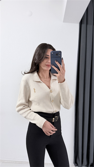 Michelle Ekru Ys Nakışlı Gold Düğmeli Hırka