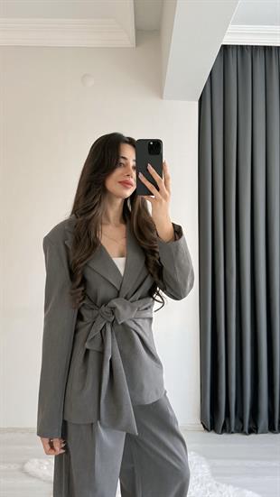 Minella Önü Bağlamalı Vatkalı Blazer Ceket 