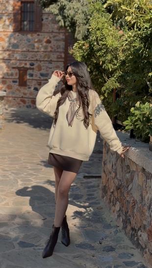 Misi Bej Leopar Baskılı Fularlı Sweatshirt
