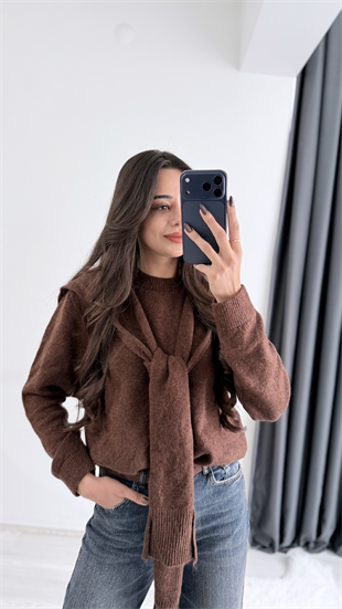 Moche Viral Atkı Detaylı Triko Kazak Kahve