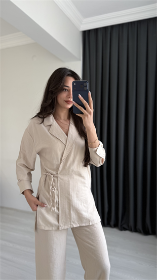 Polina Kruvaze Yaka İp Bağlamalı Ceket Ve Pantalon Takım Bej