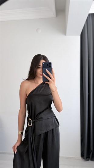 Rivel Gold Aksesuar Detaylı Bluz Pantolon Takım Siyah 